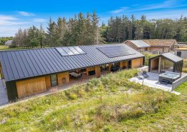 Tolles Luxushaus für 8 Personen mit Außenwhirlpool und Außensauna