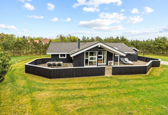 Schönes Nichtraucherhaus mit Whirlpool und Sauna auf grossem gepflegten Grundstück