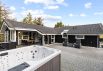 Lækkert feriehus med sauna, udendørs spabad og 500m til stranden (billede 1)