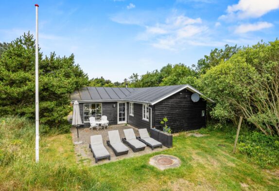 Charmantes Sommerhaus in Vejers mit überdachter Terrasse