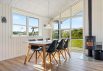 Lyst og moderne sommerhus i hjertet af Vejers med spa og sauna (billede 8)