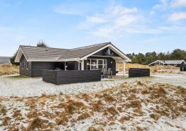 Hyggeligt feriehus med spabad på Engesøvej 16. Kat. nr.:  50076, Engesøvej 16;