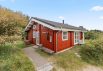 Klassisk sommerhus med brændeovn i Vejers Strand (billede 1)