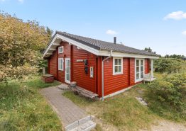 Schnuckeliges, strandnahes Sommerhaus mit Kaminofen in Vejers