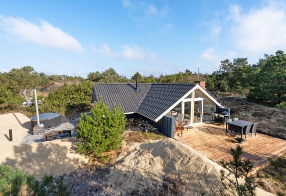 Renoveret sommerhus til 4 personer i Vejers med vildmarksbad
