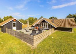 Uriges Ferienhaus für 4 Personen mit Brennofen