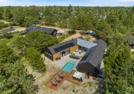 Luxus-Aktivitätshaus mit Außen Pool und vielem mehr