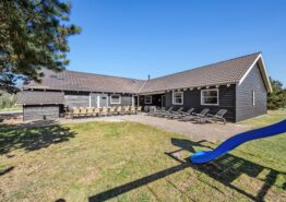 Luxus und Komfort für bis zu 24 Personen mit Hunde im Ferienhaus in Vejers. Kat. nr.:  50211, Engesøvej 67;