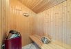 Klassisk træhus med venlig indretning, sauna og dejlig have (billede 15)