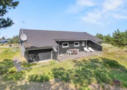 Schönes Ferienhaus dicht am Strand für 6 Personen. Kat. nr.:  52019, Hjelmevej 7;