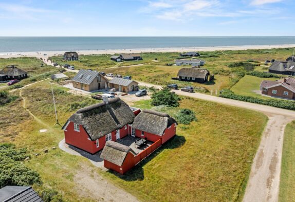 Charmerende feriehus med wellness kun 150m fra stranden