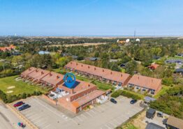 Moderne ferie-rækkehus til 8 personer med spabad