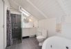 Lyst feriehus med sauna og spabad på stor grund (billede 16)