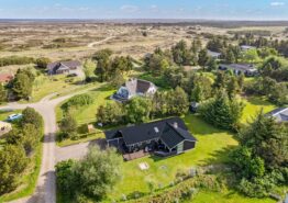 Geschmackvolles Ferienhaus mit Whirlpool und Sauna