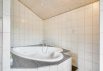 4-stjernet feriehus med ugeneret beliggenhed, sauna og spa (billede 23)