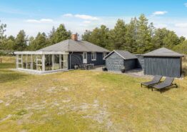 Lille sommerhus i Blåvand med attraktiv beliggenhed og udestue