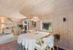 Idyllisk, fantastisk beliggende sommerhus med brændeovn (billede 8)
