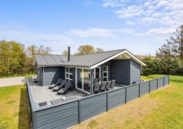 Modernes Ferienhaus mit Sauna und Whirlpool