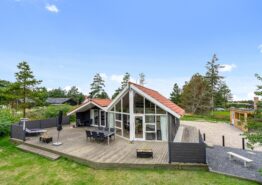 Schönes Ferienhaus für 8 Personen mit Whirlpool