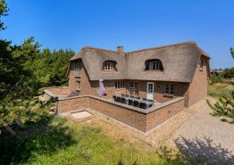 Attraktives Ferienhaus mit Pool für Großfamilien