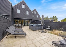 Fünf Sterne Ferienhaus mit Außenwhirlpool – Infrarotsauna in Blåvand
