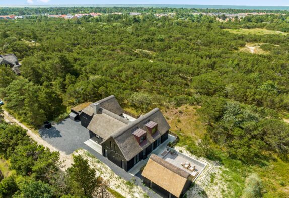 Luxus-Poolhaus in naturgeschützter Lage