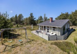 Hyggeligt sommerhus med brændeovn til 6 personer i Blåvand. Kat. nr.:  60417, Blåvandvej 56A;