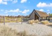 Strandnahes Poolhaus mit Outdoor-Wellnessbereich (Bild  50)