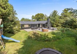 Traumhaftes Ferienhaus in super Lage – 10 Personen mit 2 Hunden