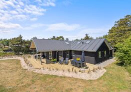 Schönes Ferienhaus mit Whirlpool, Aktivität und Erdwärme