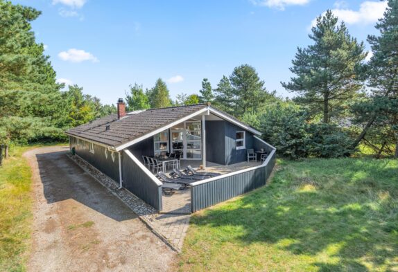 Ferienhaus mit Ladesäule für E-Auto in Blåvand