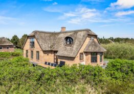 10-personers feriehus i Blåvand med ladestik til elbil. Kat. nr.:  60575, Ingridsvej 22;