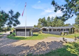 Charmerende sommerhus med brændeovn og gasgrill i Blåvand. Kat. nr.:  60682, Hedetoftvej 69;