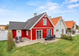 Schönes Ferienhaus im schwedischen Stil mit Spa, Sauna und Holzofen in Blåvand. Kat. nr.:  60698, Horns Bjerge 3, 92;