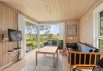 Hyggeligt sommerhus med brændeovn og sauna i Blåvand (billede 5)