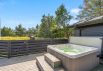 Modernes Wellness-Poolhaus mit Aussenwhirlpool und Sauna in Ho (Bild  45)