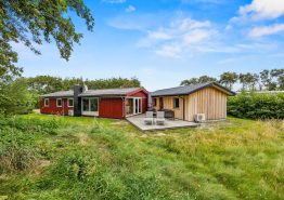 Hyggeligt feriehus med sauna og brændeovn i Rindby på Fanø