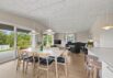 Lækkert og moderne feriehus med udespa på Fanø (billede 8)
