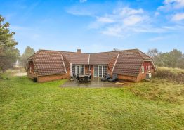 Rummeligt aktivitetshus i Sønderho med plads til 10 personer. Kat. nr.:  73202, Vester Storetoft 46