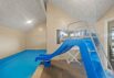 Moderne og børnevenligt aktivitetshus med pool til 18 gæster (billede 2)