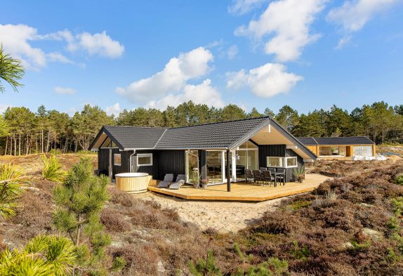 Modernes Ferienhaus mit Badetonne, Sauna und Whirlpool