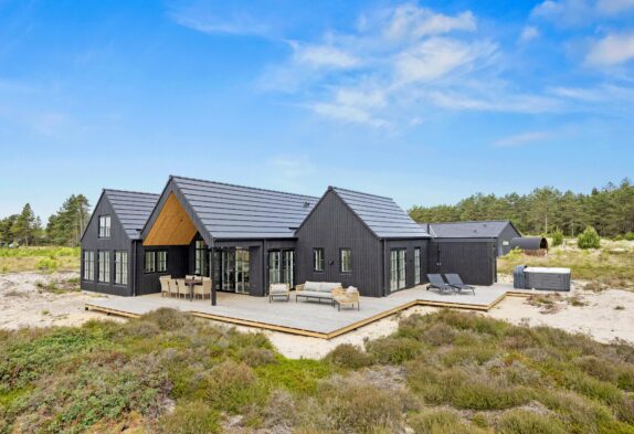 Ferienhaus auf Rømø – mit stilvollem Ambiente und Außen-Whirlpool