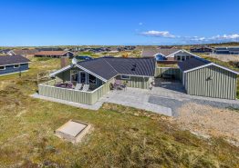 Hyggeliges Ferienhaus mit Kamin in Bjerregaard