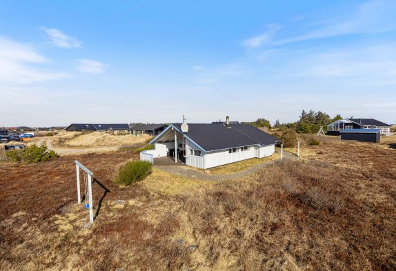 Klassisk sommerhus til 5 personer med spabad og sauna