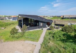 Utraditionelt sommerhus til 6 personer og 2 kæledyr