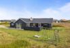 Strandnært sommerhus til ferie på Vestkysten (billede 1)