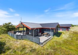 Sommerhus med brændeovn, spabad og sauna. Kat. nr.:  A1466, Arvidvej 7