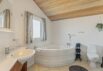 Hyggeligt sommerhus med brændeovn, spa og sauna (billede 14)