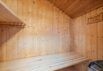 Flot strandnært sommerhus med sauna og hund (billede 17)