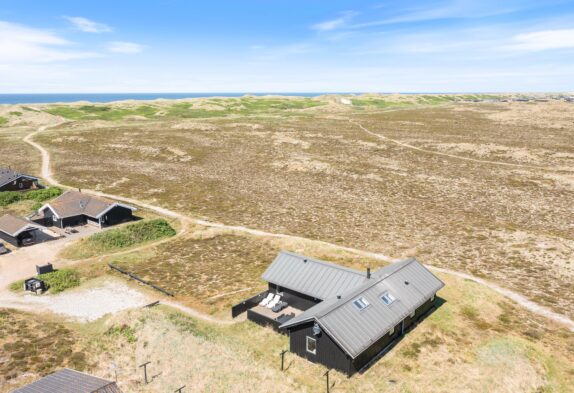 Charmantes, strandnahes Ferienhaus mit Sauna und Whirlpool